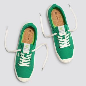 CARIUMA WOMEN GREEN CANVAS SNEAKERS‎